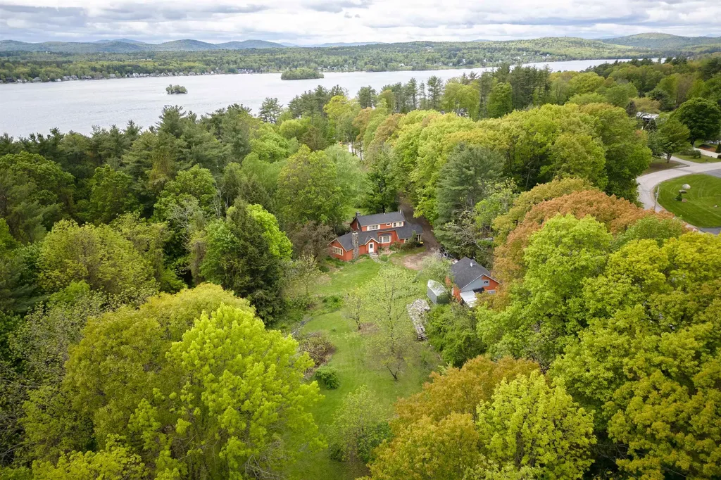 43 White Oaks Road Laconia NH 03246