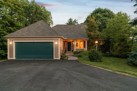 43 Berrill Farms Lane Hanover NH 03755