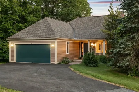 43 Berrill Farms Lane Hanover NH 03755