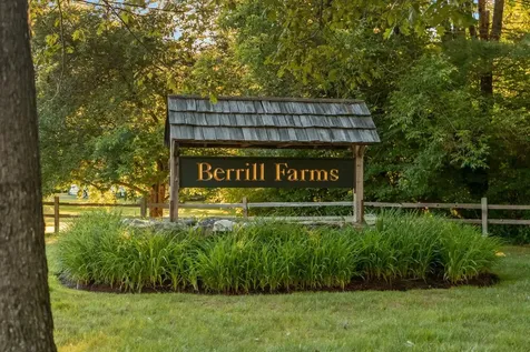 43 Berrill Farms Lane Hanover NH 03755