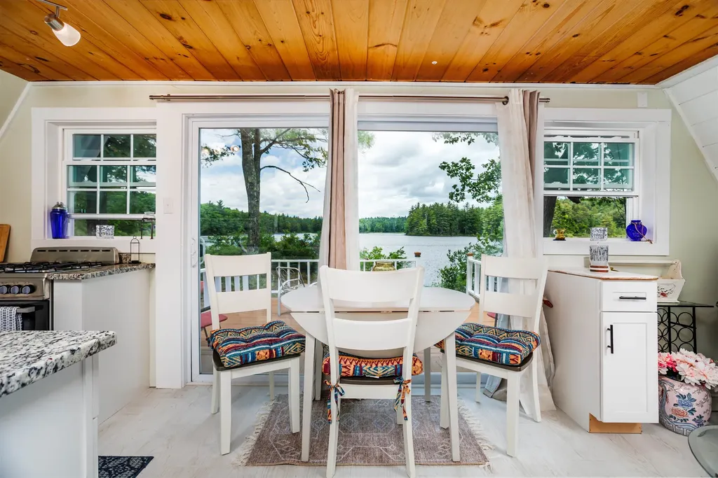 14 Sandy Cove Road Rindge NH 03461