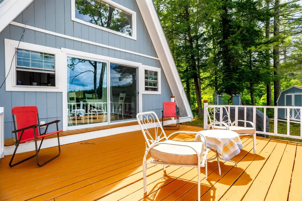 14 Sandy Cove Road Rindge NH 03461