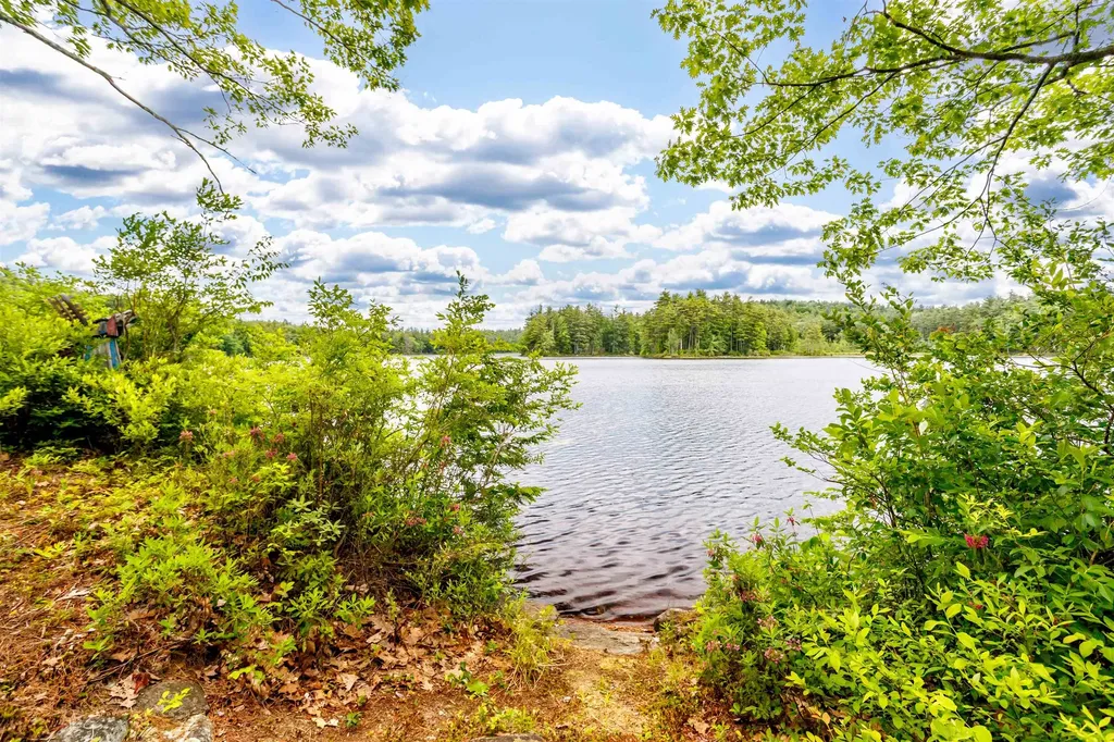 14 Sandy Cove Road Rindge NH 03461