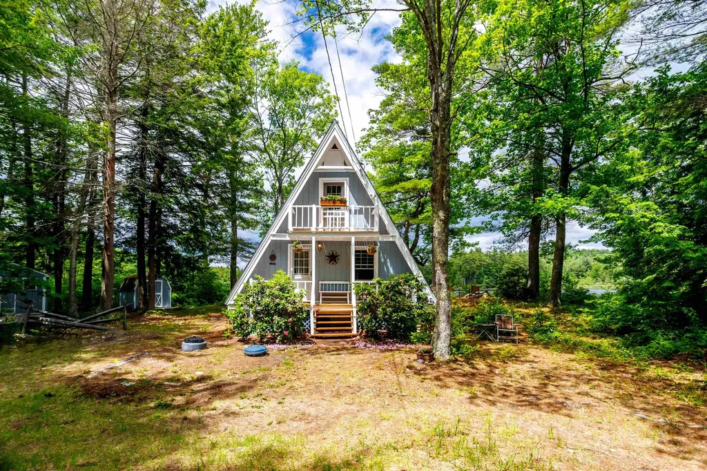 14 Sandy Cove Road Rindge NH 03461