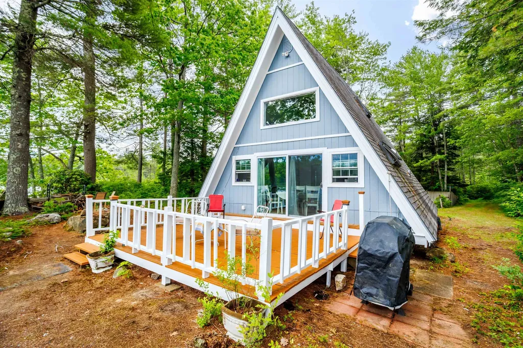 14 Sandy Cove Road Rindge NH 03461