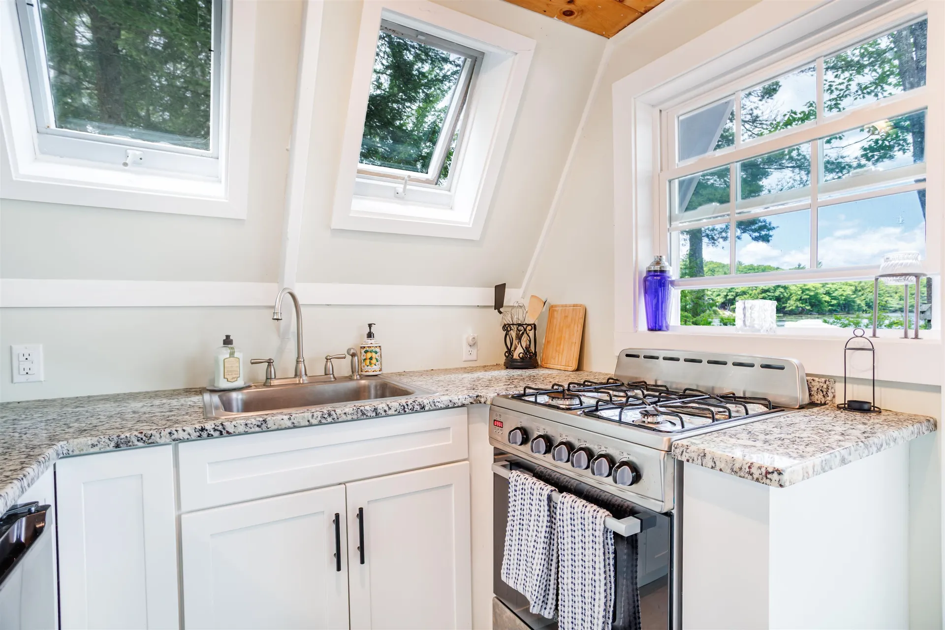 14 Sandy Cove Road Rindge NH 03461