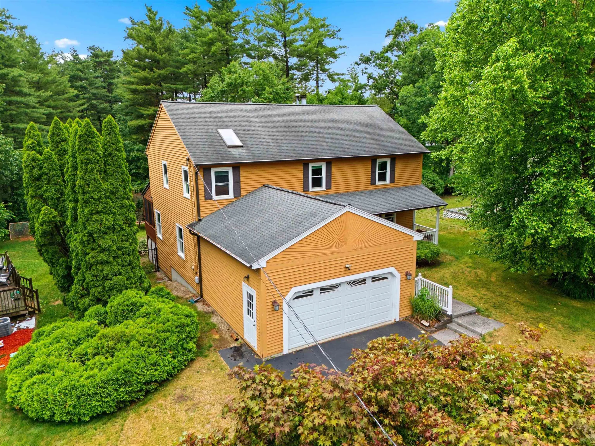 11 Hammar Road Nashua NH 03062