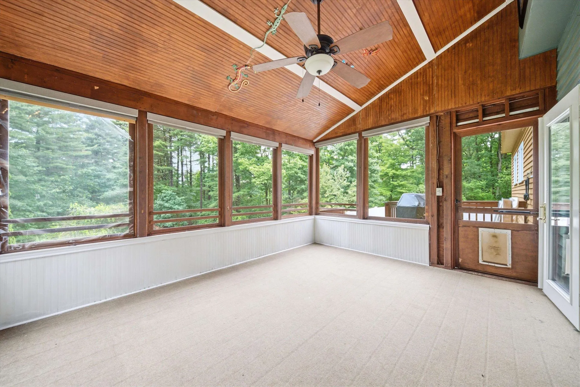 11 Hammar Road Nashua NH 03062