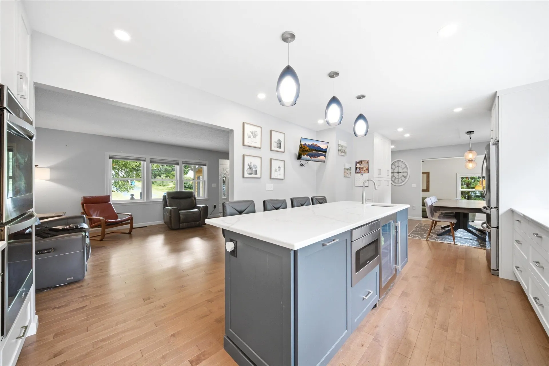 11 Hammar Road Nashua NH 03062
