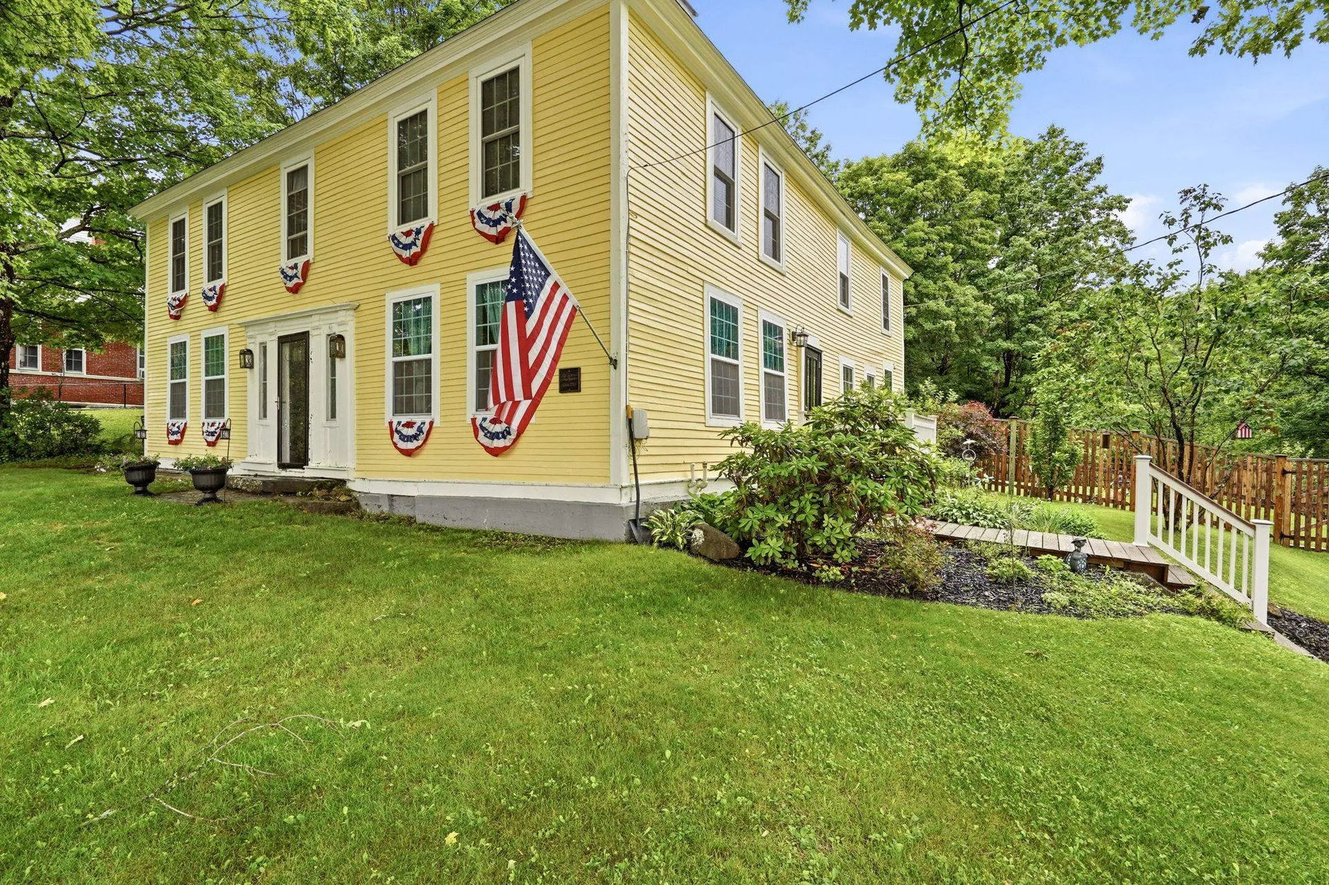 32 N Main Street Washington NH 03280