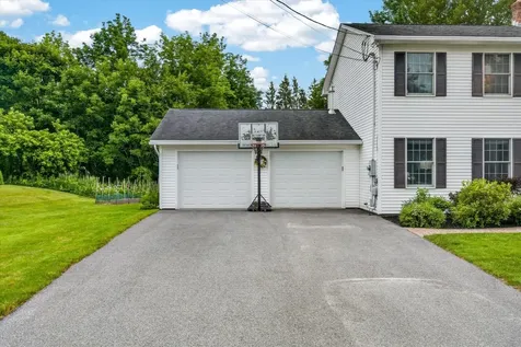 12 Moon Brook Drive Rutland City VT 05701