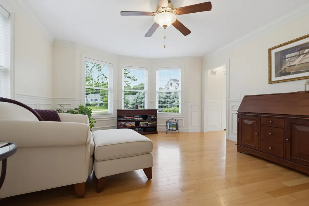 33 Chisholm Farm Drive Stratham NH 03885