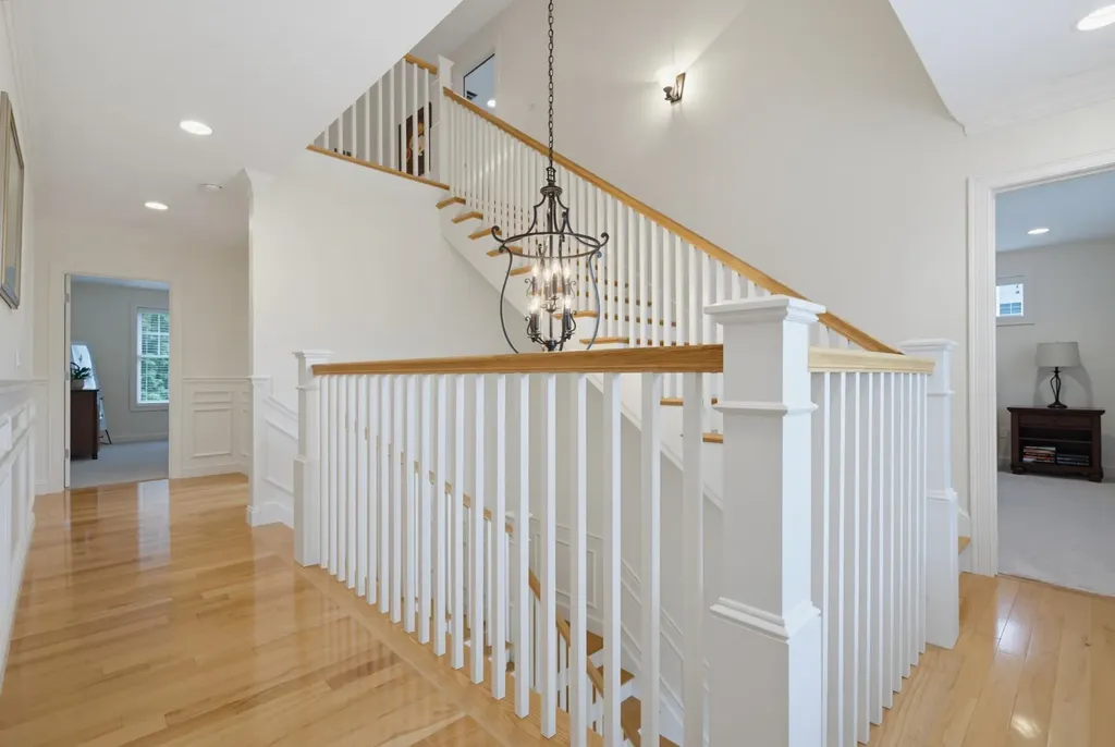 33 Chisholm Farm Drive Stratham NH 03885