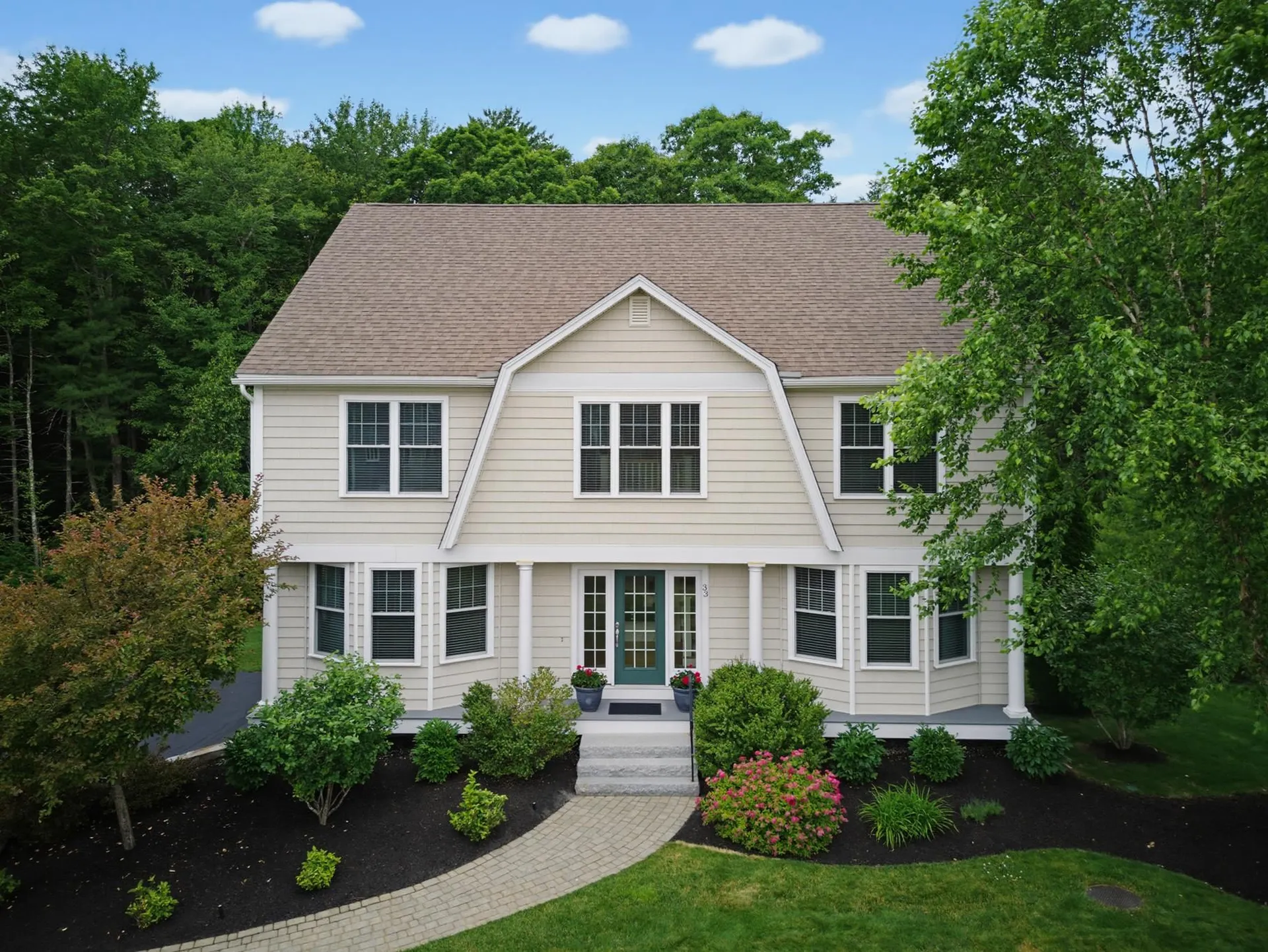 33 Chisholm Farm Drive Stratham NH 03885