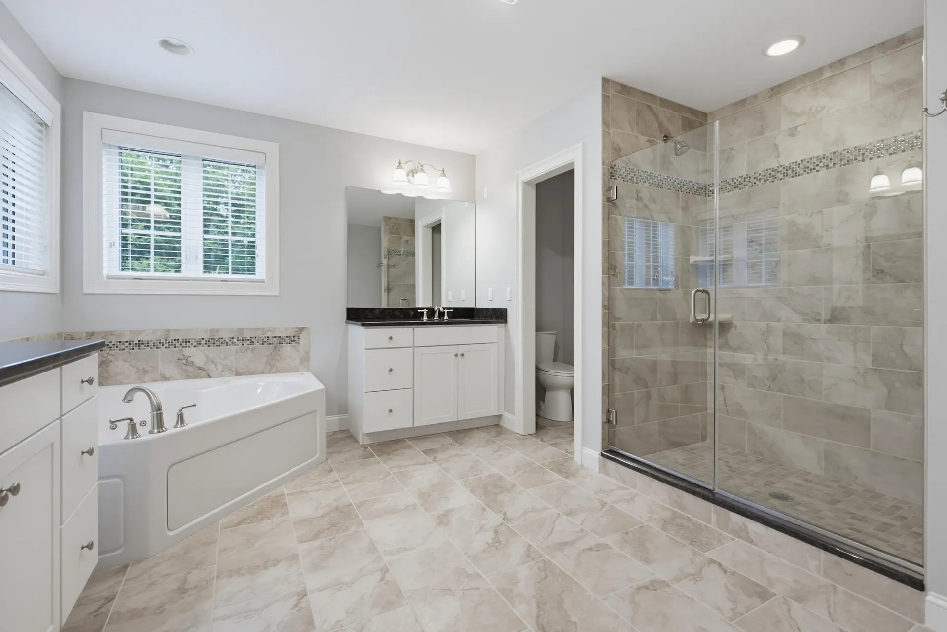 33 Chisholm Farm Drive Stratham NH 03885