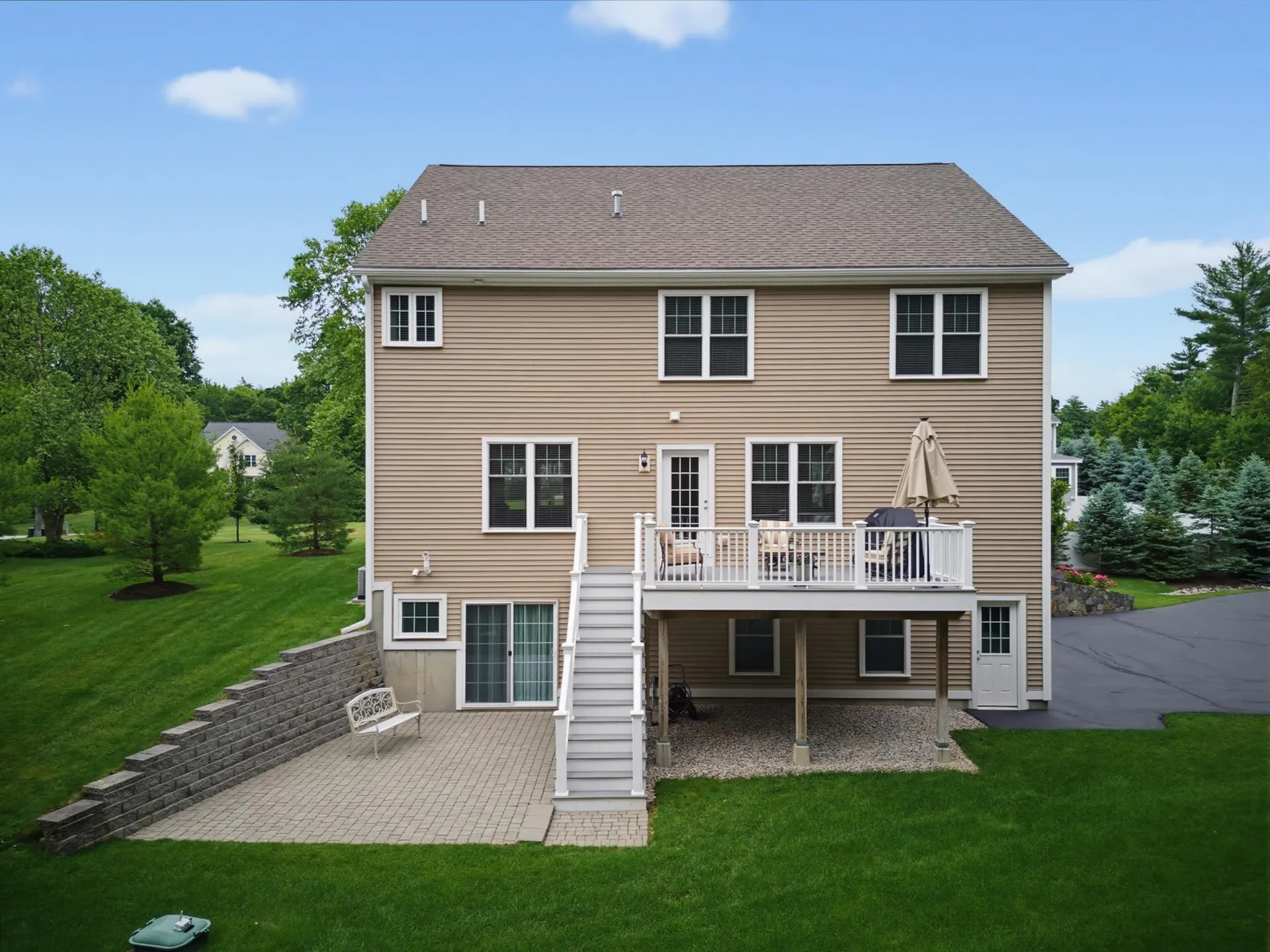 33 Chisholm Farm Drive Stratham NH 03885