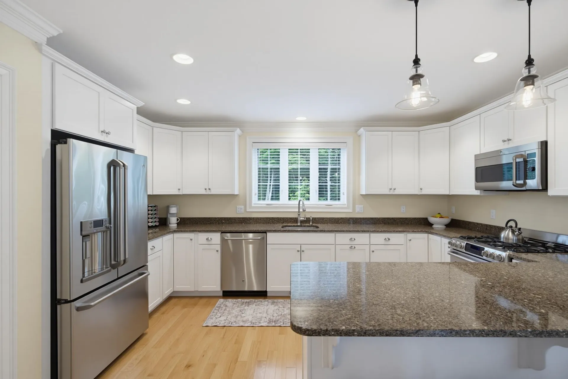 33 Chisholm Farm Drive Stratham NH 03885