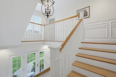 33 Chisholm Farm Drive Stratham NH 03885