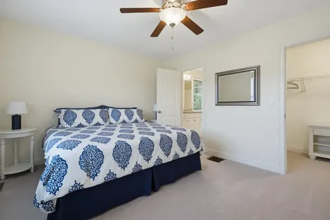 33 Chisholm Farm Drive Stratham NH 03885