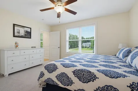 33 Chisholm Farm Drive Stratham NH 03885