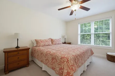33 Chisholm Farm Drive Stratham NH 03885