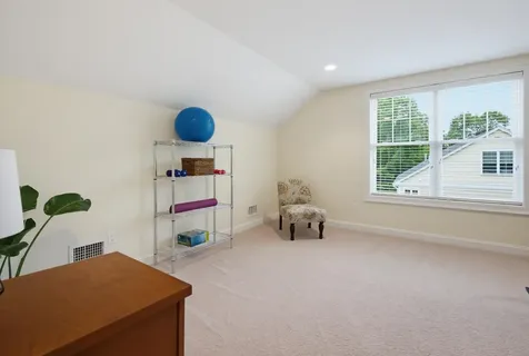 33 Chisholm Farm Drive Stratham NH 03885