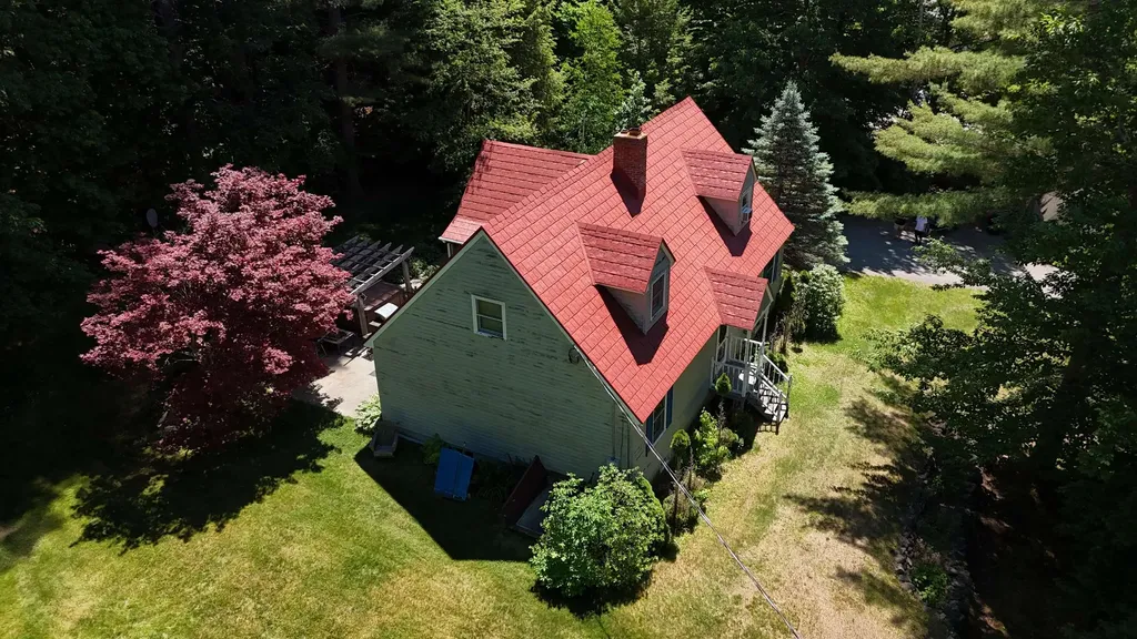 30 Patricia Ann Drive Tilton NH 03276