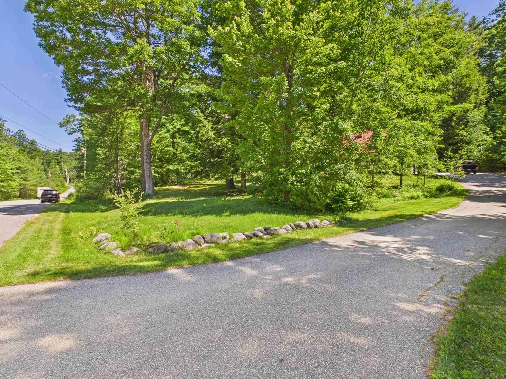 30 Patricia Ann Drive Tilton NH 03276