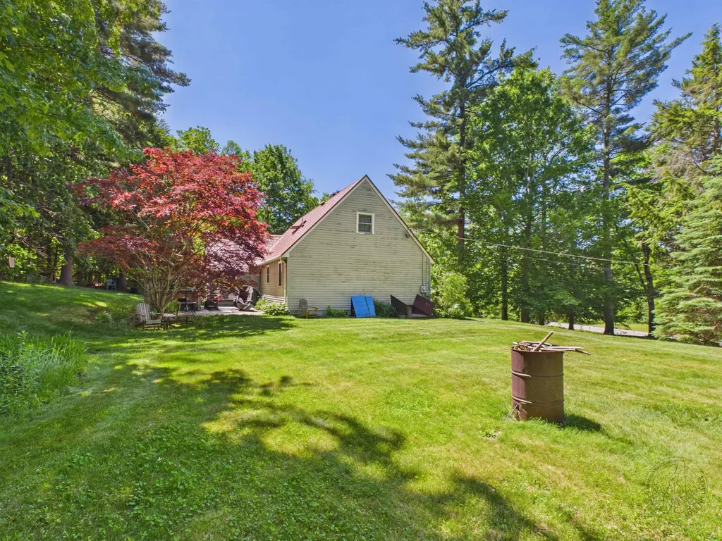 30 Patricia Ann Drive Tilton NH 03276