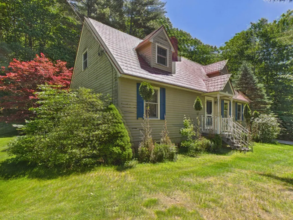 30 Patricia Ann Drive Tilton NH 03276