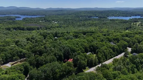 30 Patricia Ann Drive Tilton NH 03276