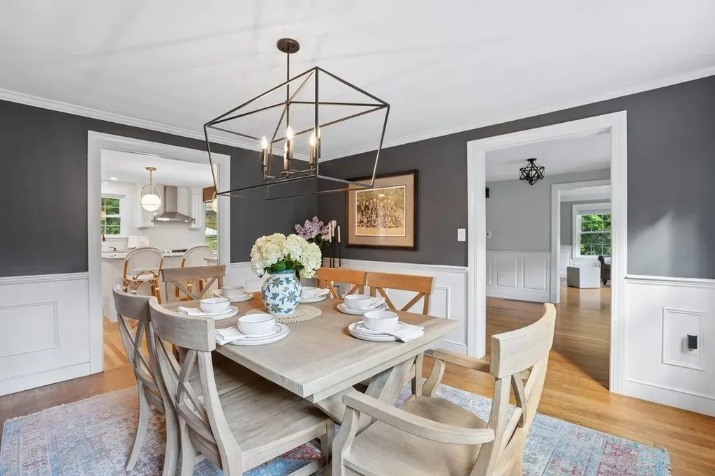 18 Hawk Drive Bedford NH 03110