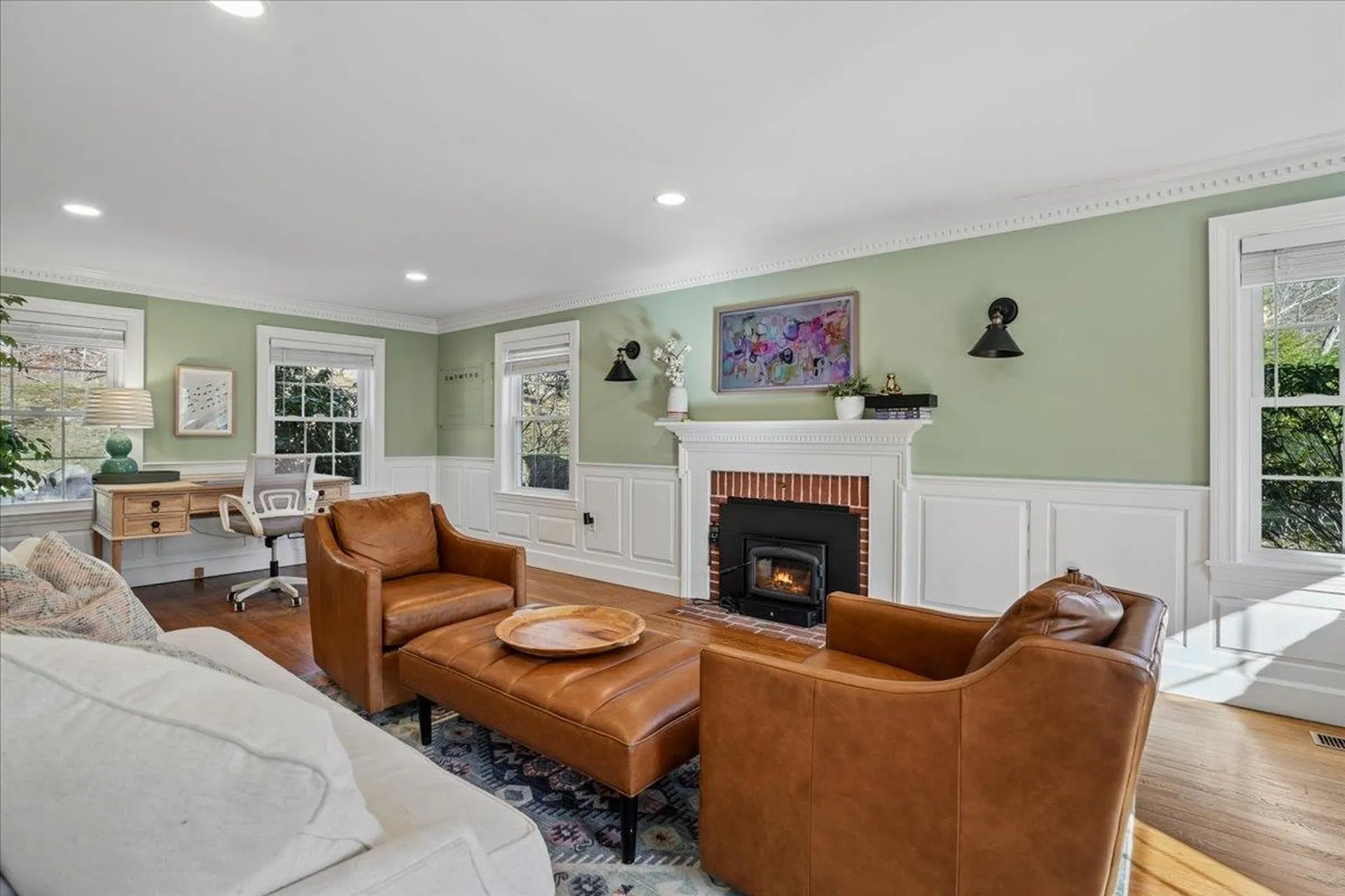 18 Hawk Drive Bedford NH 03110