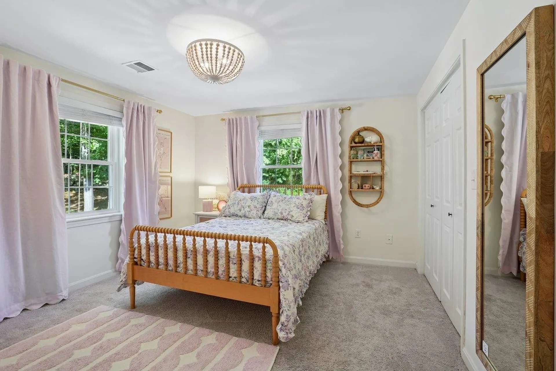 18 Hawk Drive Bedford NH 03110