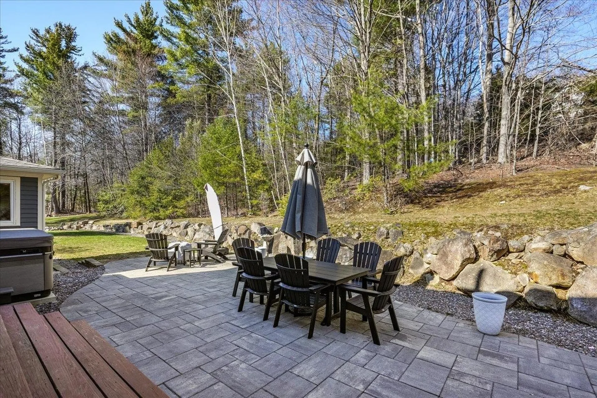 18 Hawk Drive Bedford NH 03110