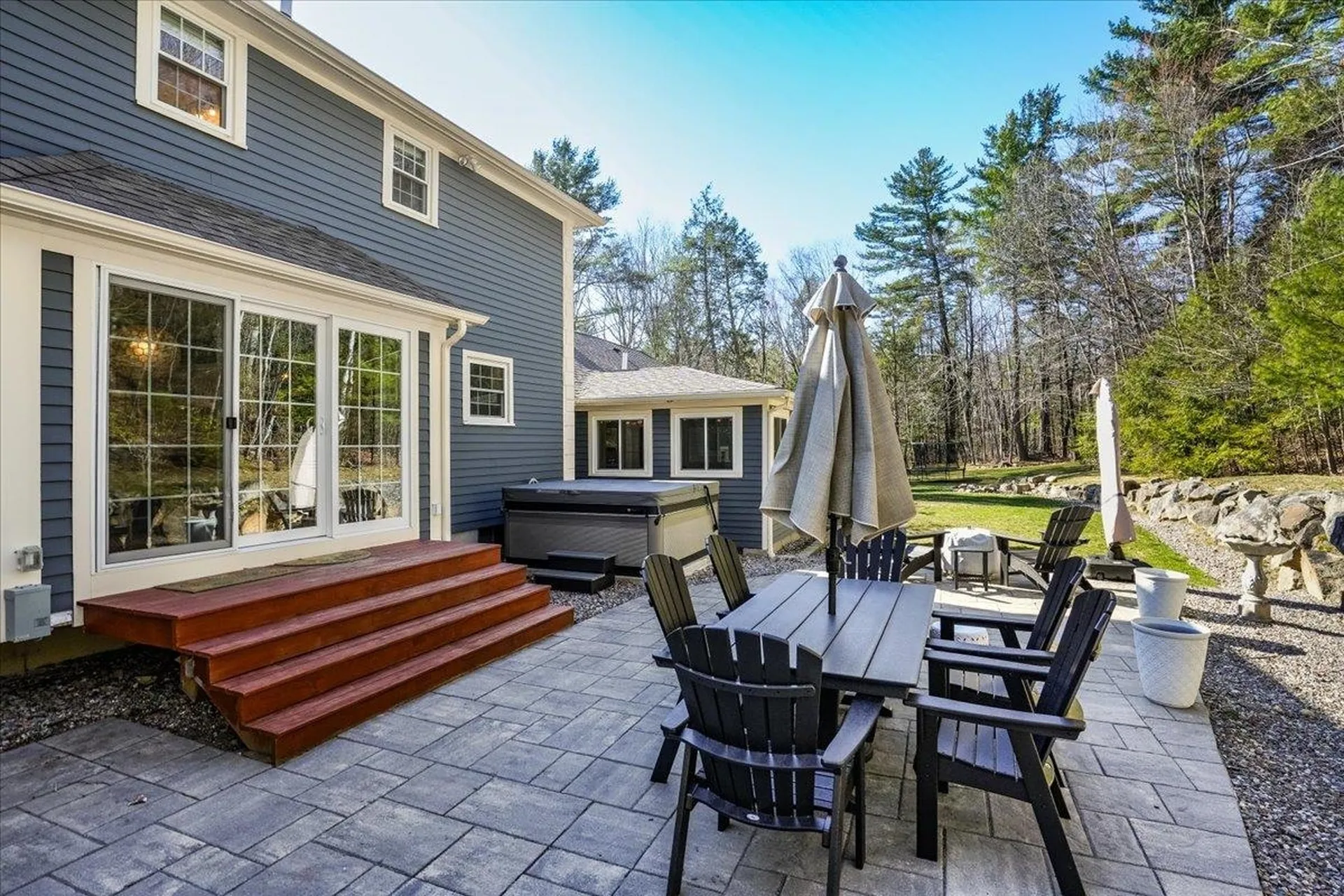 18 Hawk Drive Bedford NH 03110