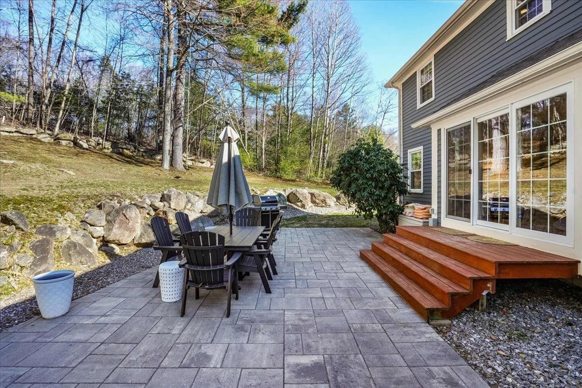 18 Hawk Drive Bedford NH 03110