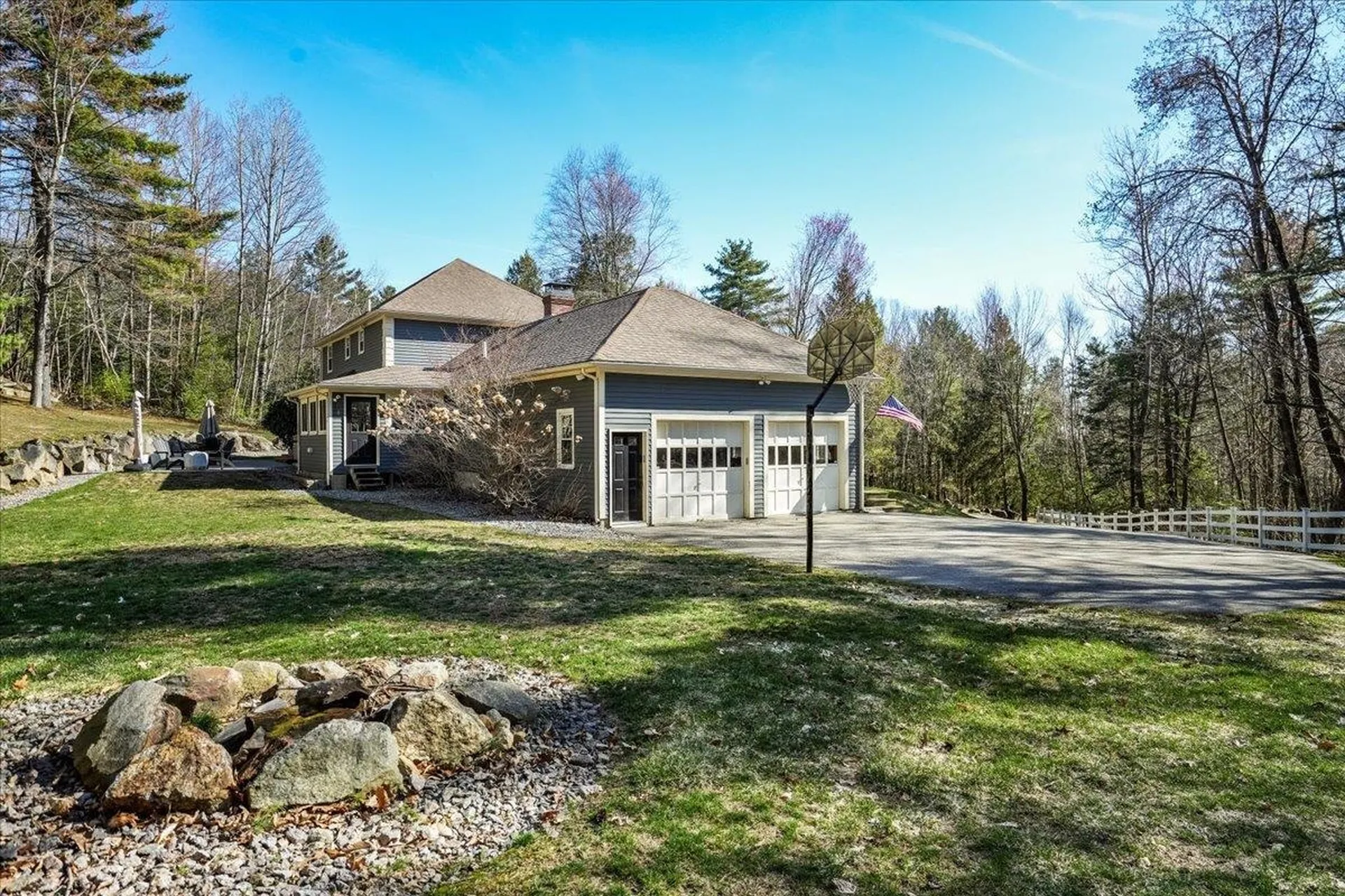 18 Hawk Drive Bedford NH 03110