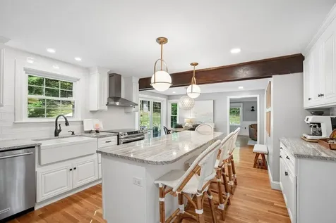 18 Hawk Drive Bedford NH 03110