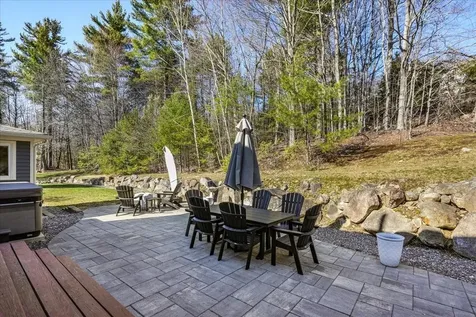 18 Hawk Drive Bedford NH 03110
