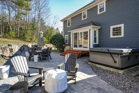 18 Hawk Drive Bedford NH 03110