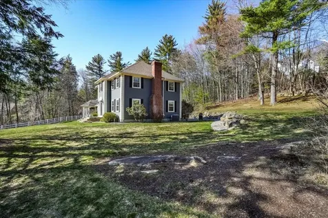 18 Hawk Drive Bedford NH 03110