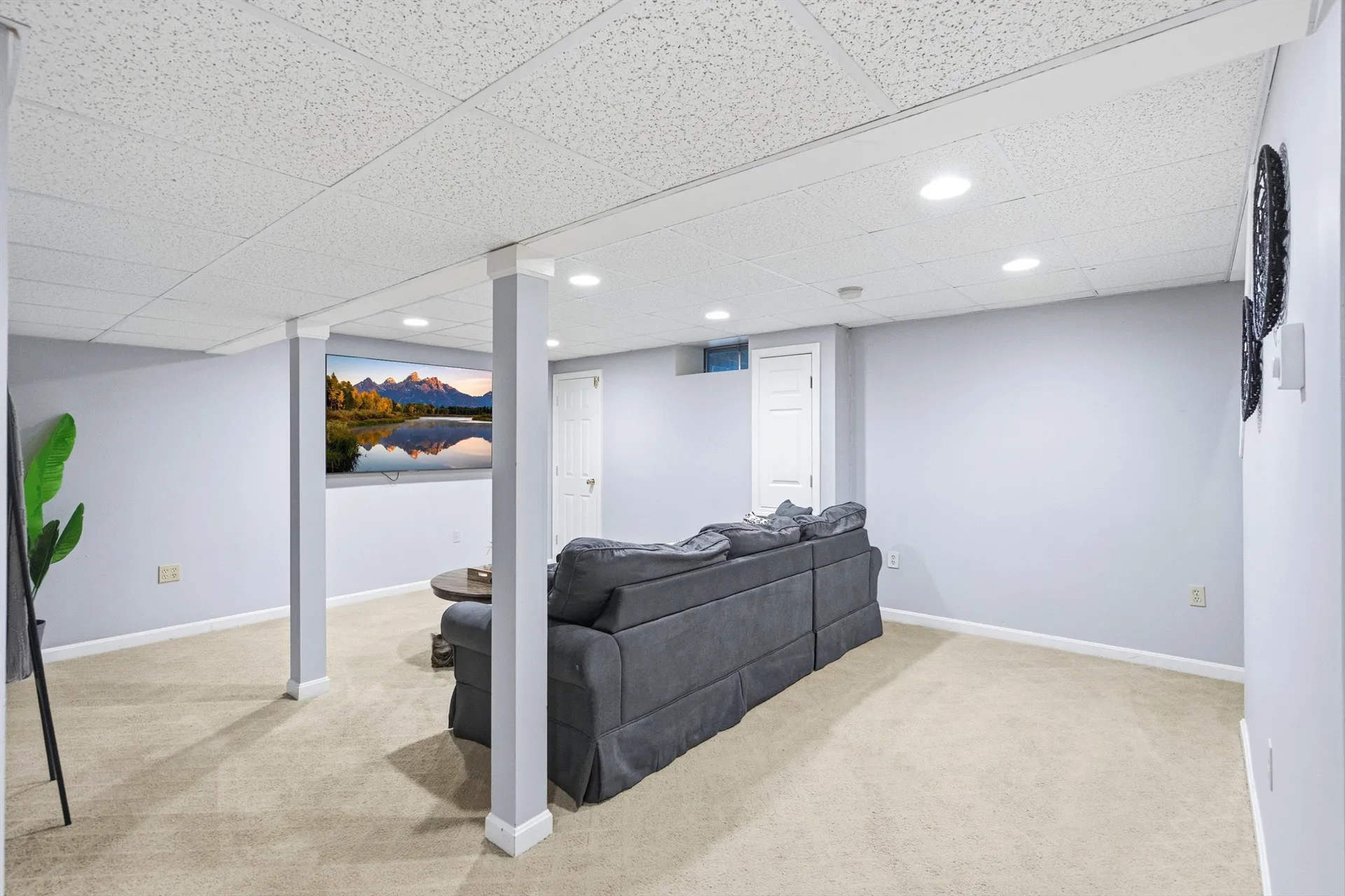 1 Cricket Hill Drive Amherst NH 03031