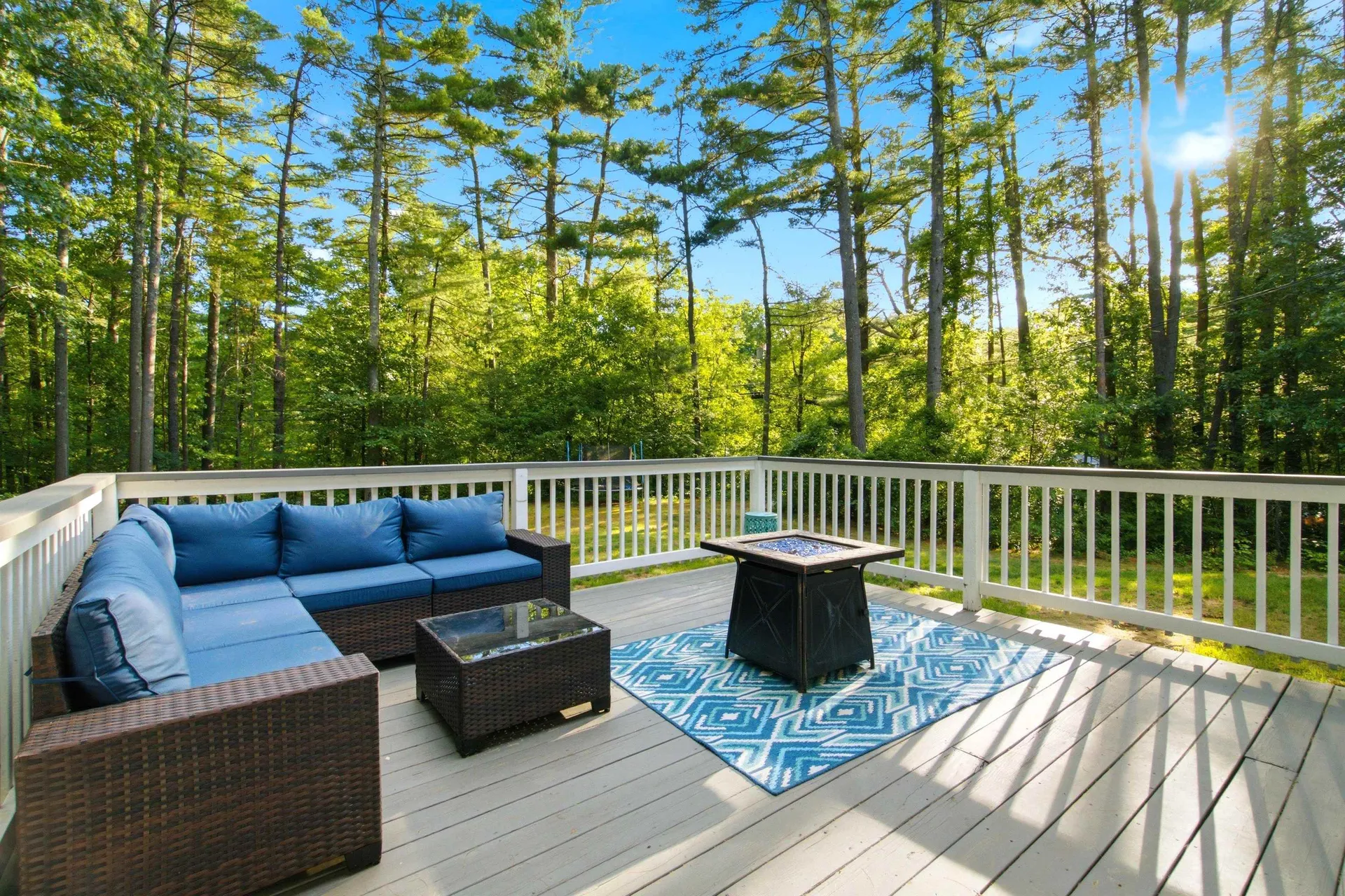 1 Cricket Hill Drive Amherst NH 03031