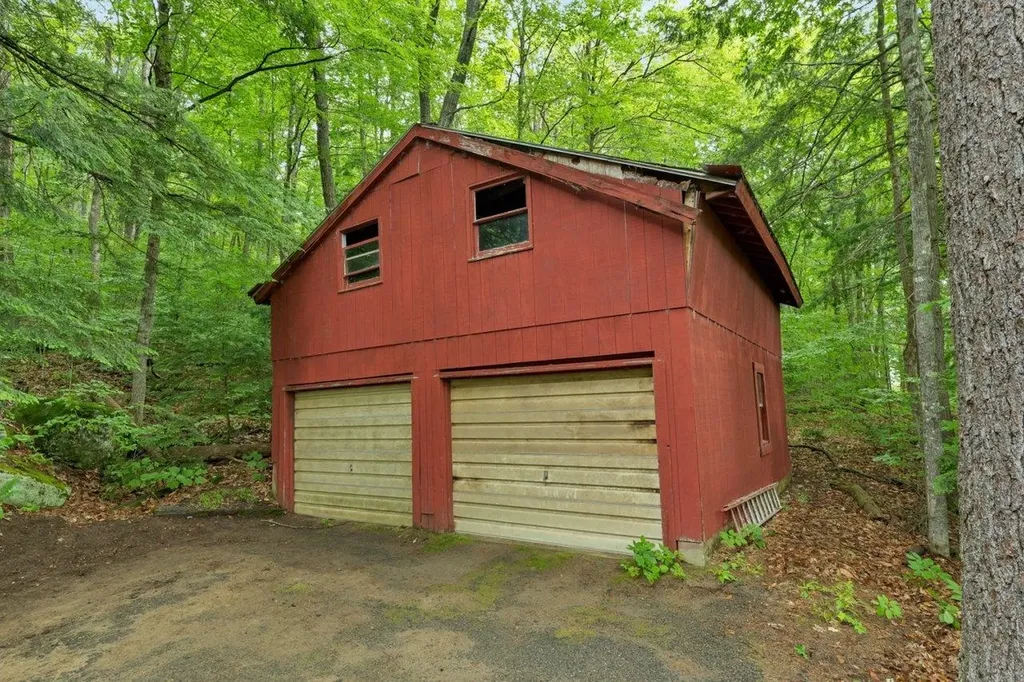 187 Chaisson Road Plymouth NH 03264
