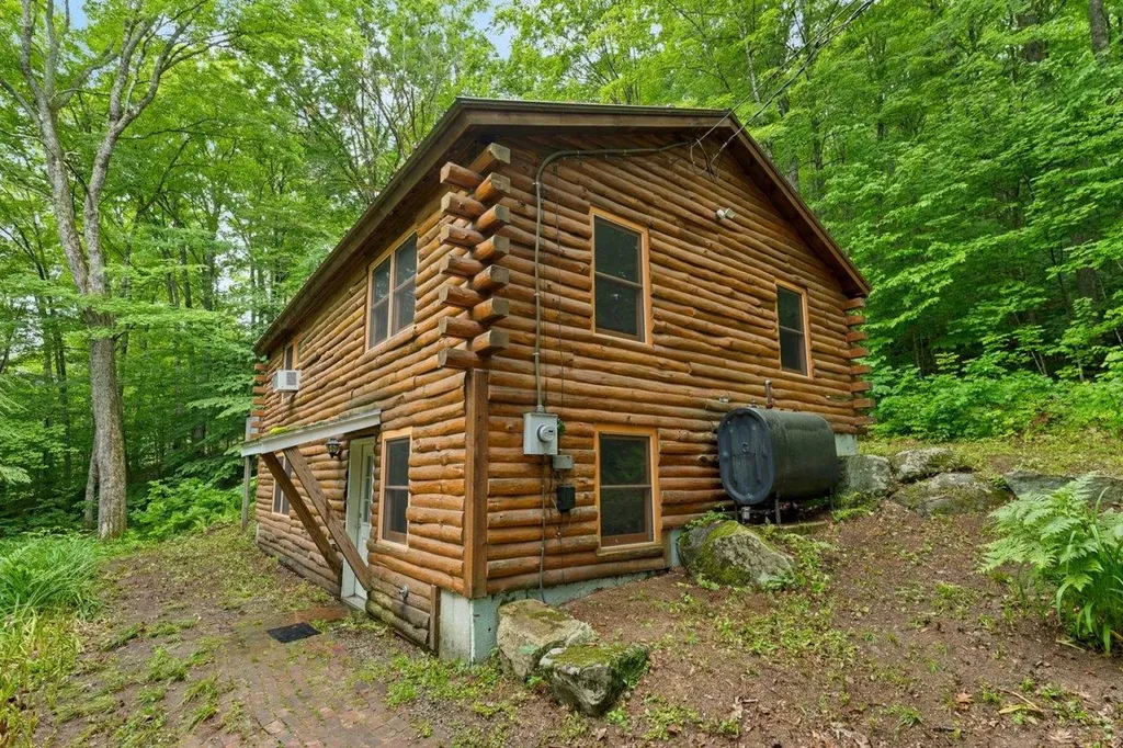 187 Chaisson Road Plymouth NH 03264