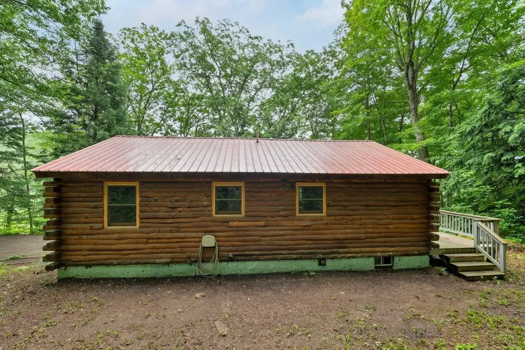 187 Chaisson Road Plymouth NH 03264