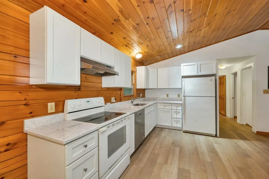 187 Chaisson Road Plymouth NH 03264