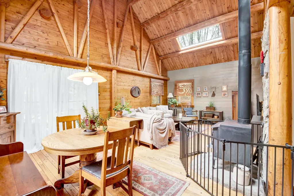 759 1st Crown Point Road Strafford NH 03884