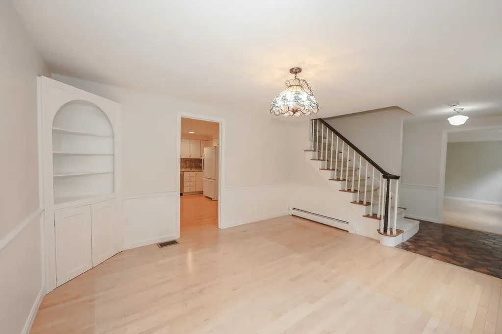 20 Wheaton Drive Pelham NH 03076